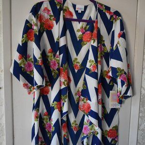 NWT Chevron Shirley